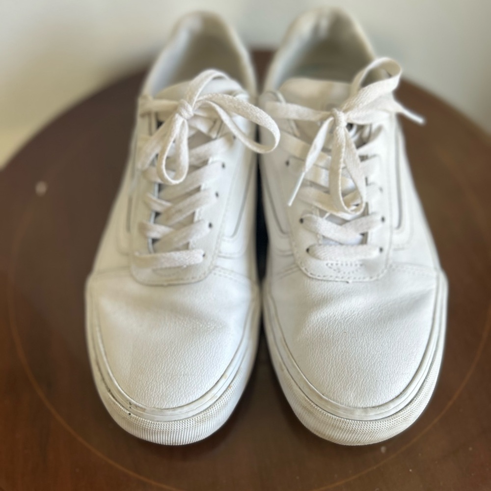 Vans Classic White Sneakers leather upper